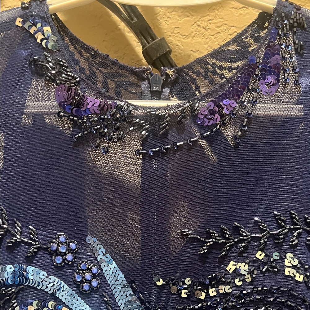 Mac Duggal Navy Blue Sequined Long Sleeve Evening Gown - Picture 10 of 11